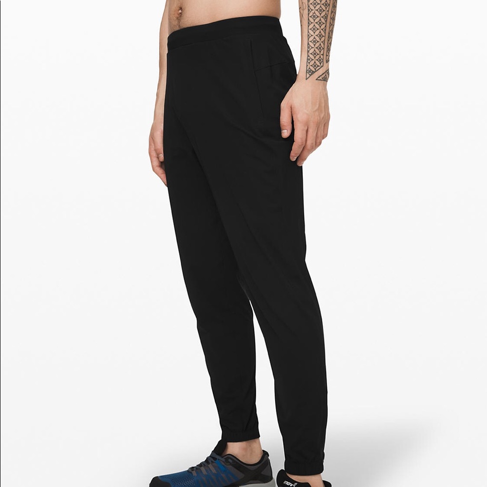 MENS BLACK MEDIUM LULULEMON EVERYDAY JOGGERS